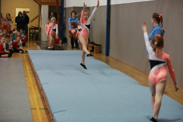 Oblastní závod TeamGym Mini, Junior I. a II. - Dvůr Králové nad Labem 30.11.2014