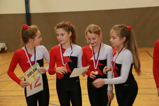 Oblastní závod TeamGym Mini, Junior I. a II. - Dvůr Králové nad Labem 30.11.2014