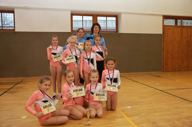 Oblastní závod TeamGym Mini, Junior I. a II. - Dvůr Králové nad Labem 30.11.2014